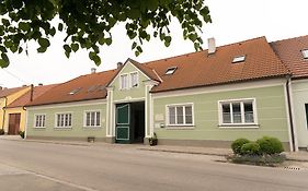 Weingut Familie Bauer